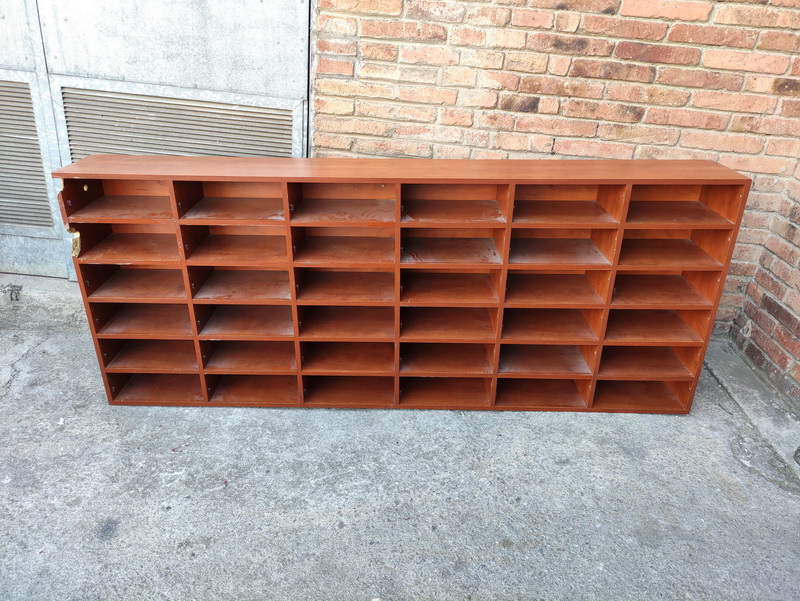 buzon casillero int madera roto faltanpiezas 83x202x25 1u